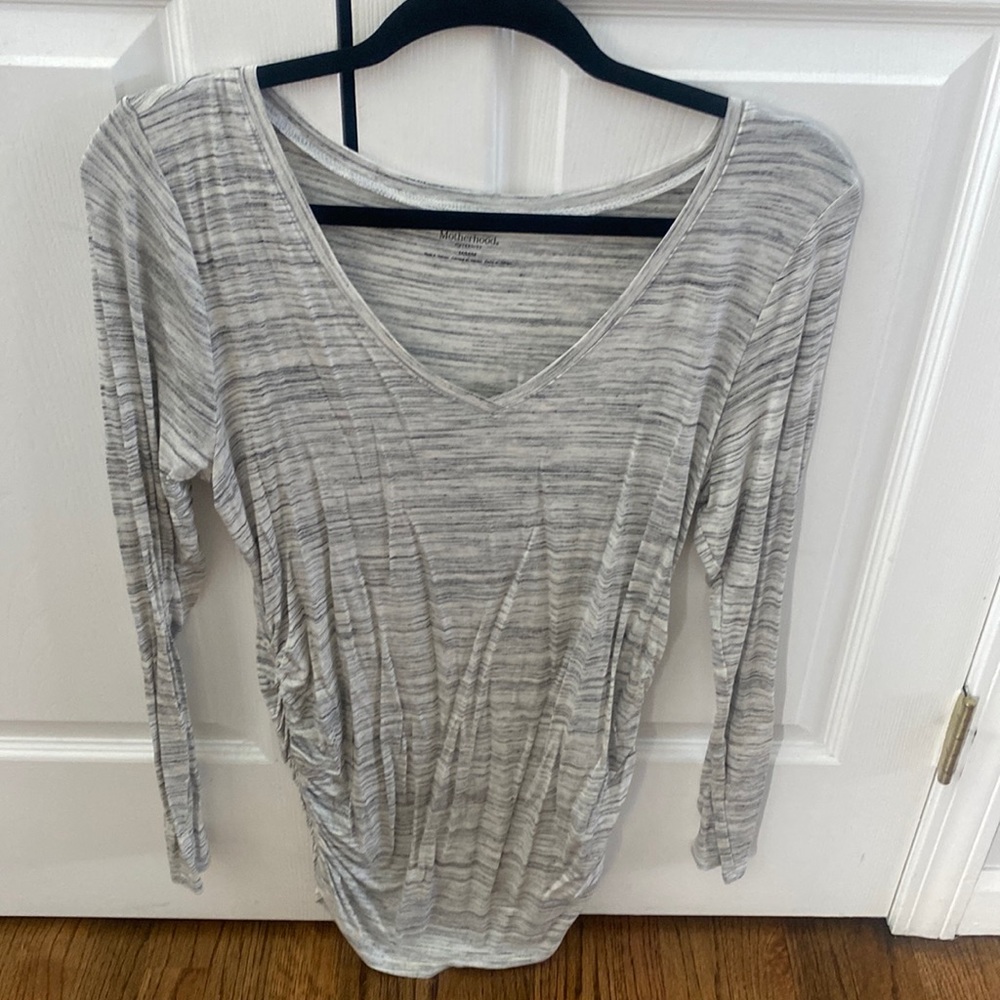 Brand new with tags Motherhood Maternity long sleeve shirt
